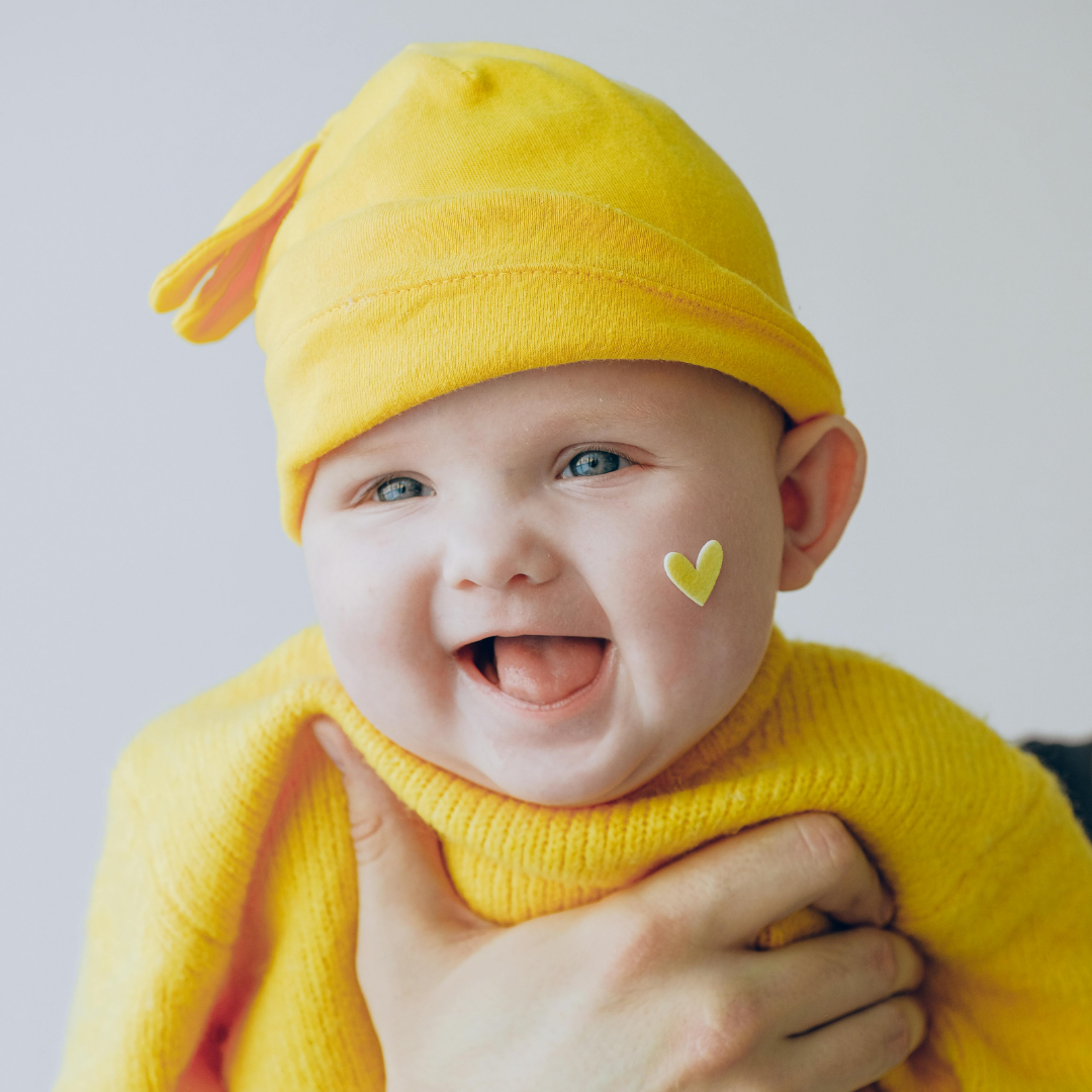 Choosing the Right Fabrics for Baby Clothes: A Parent’s Guide